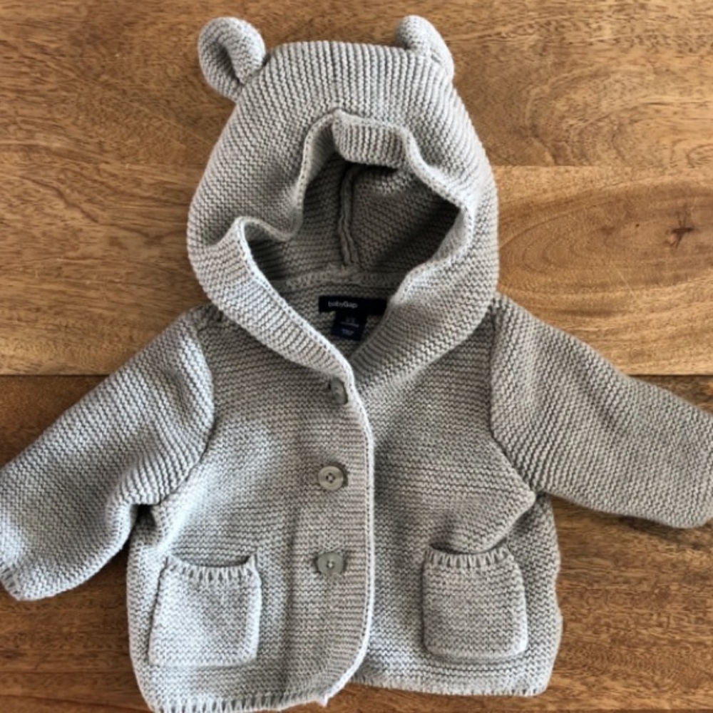 0-3M Gray Baby Gap Bear cardigan with hood